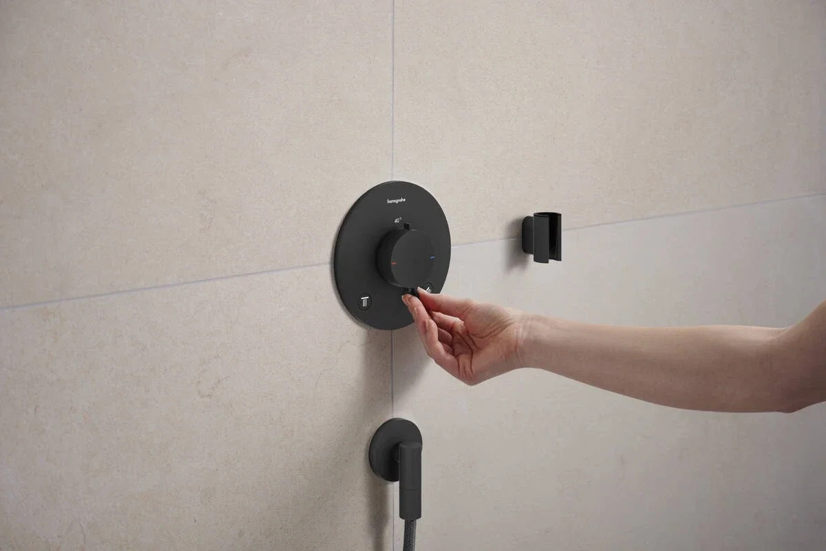 в продаже Смеситель с термостатом Hansgrohe Ecostat Comfort S Black Matt 33715670 - фото 3