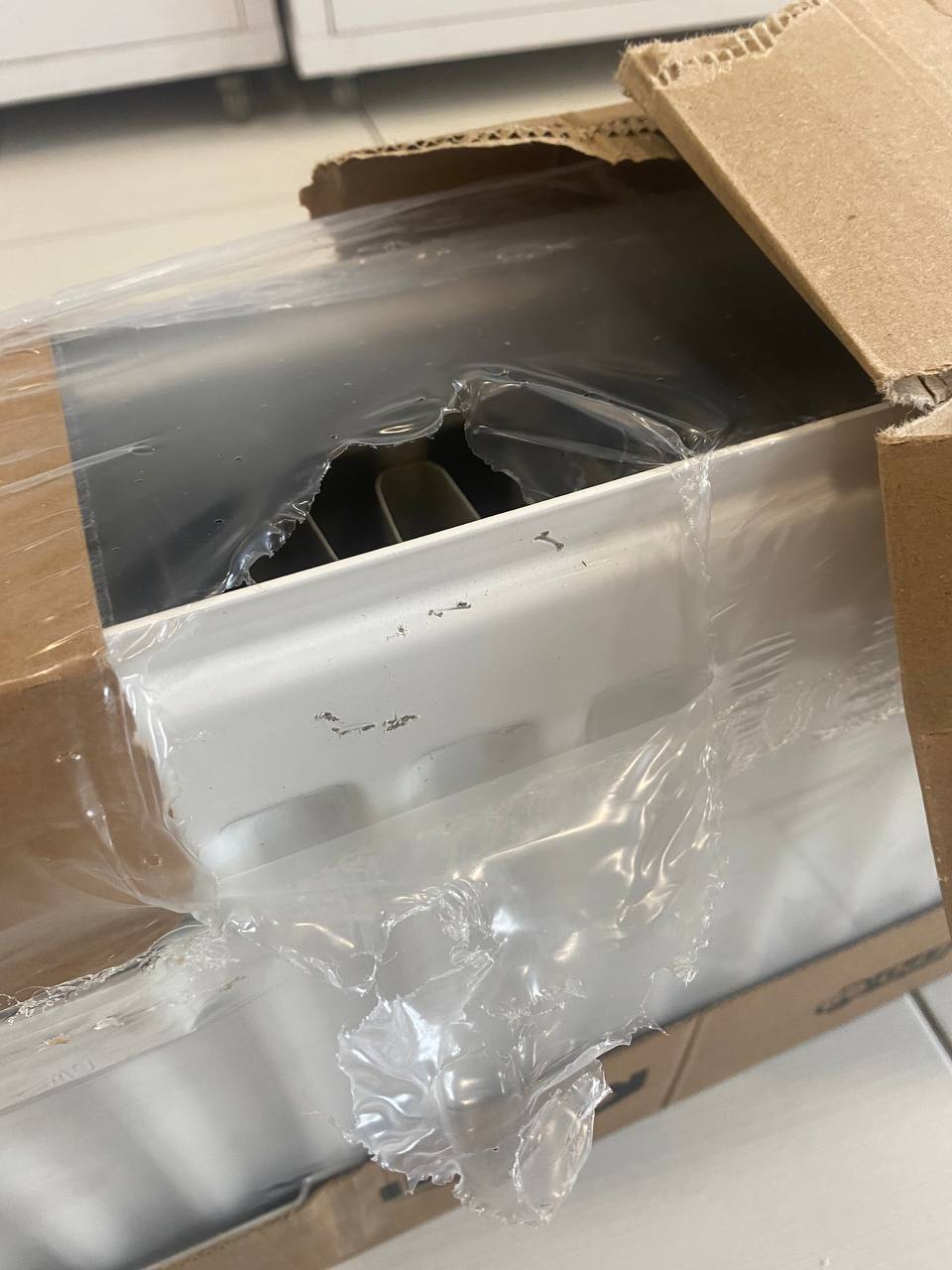 в продаже Радиатор для отопления Kermi Therm-x2 Profil-V FTV 22 300x1800 (FTV220301801R2K) Уценка - фото 3
