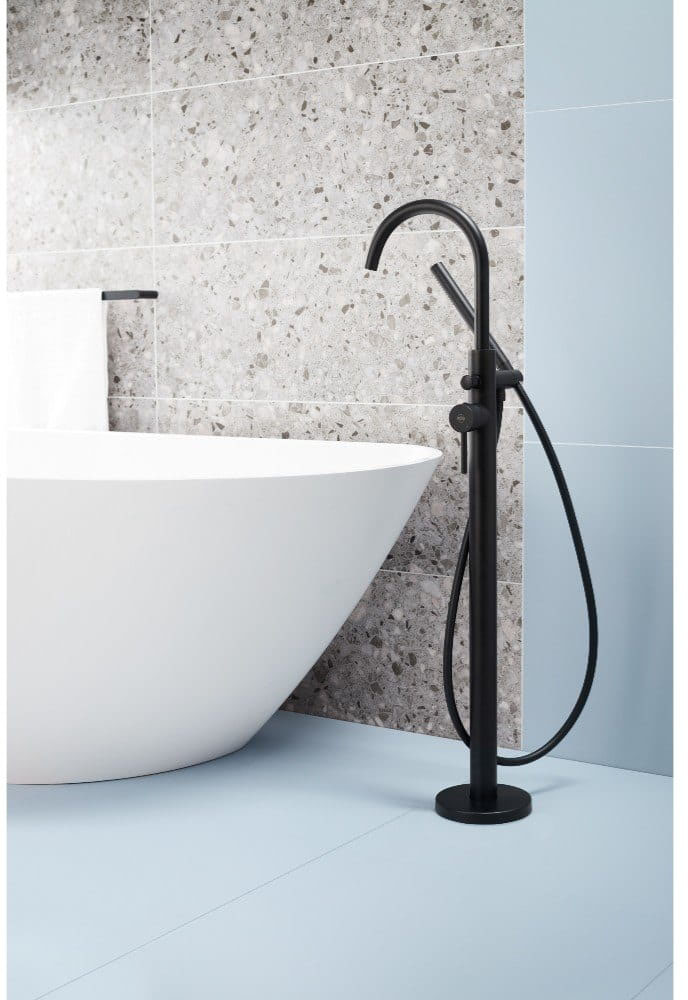 в продаже Смеситель для ванны KFA Armatura Moza Black 5035-510-81 - фото 3