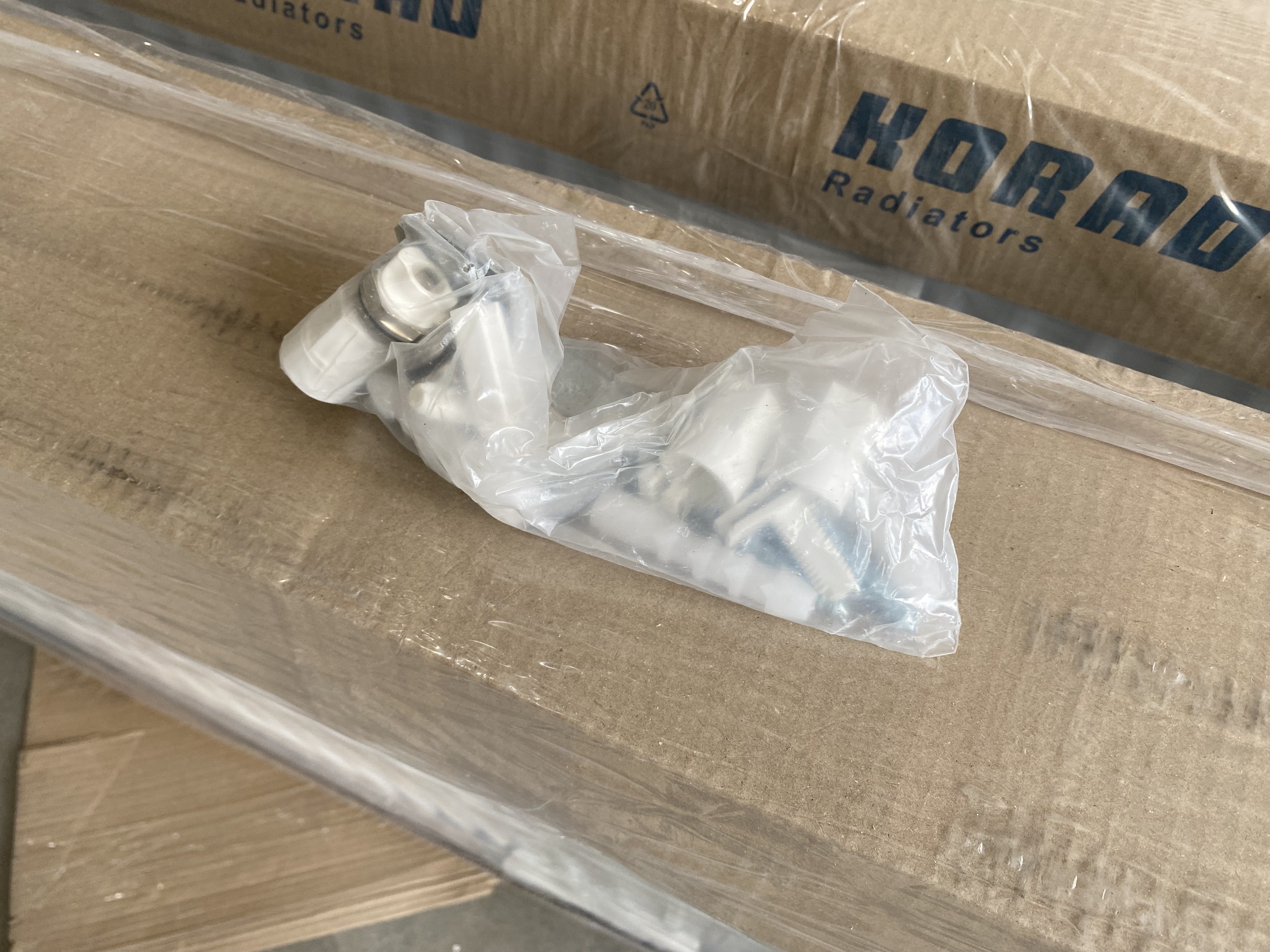 Радиатор для отопления Korad 33K 600x2000 (K00336020009016011) Уценка инструкция - изображение 6
