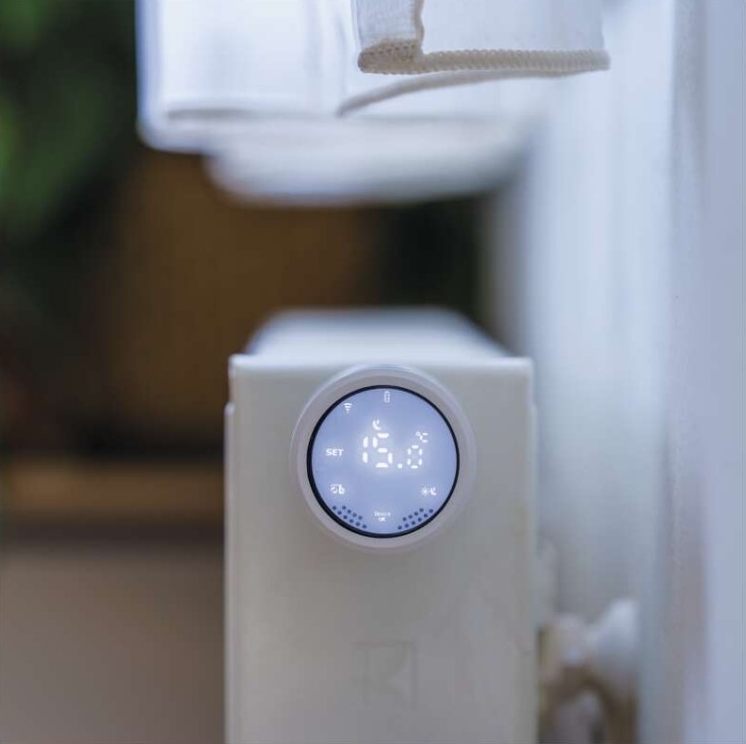 огляд товару Термоголовка Emos GoSmart P5630S ZigBee - фотографія 12