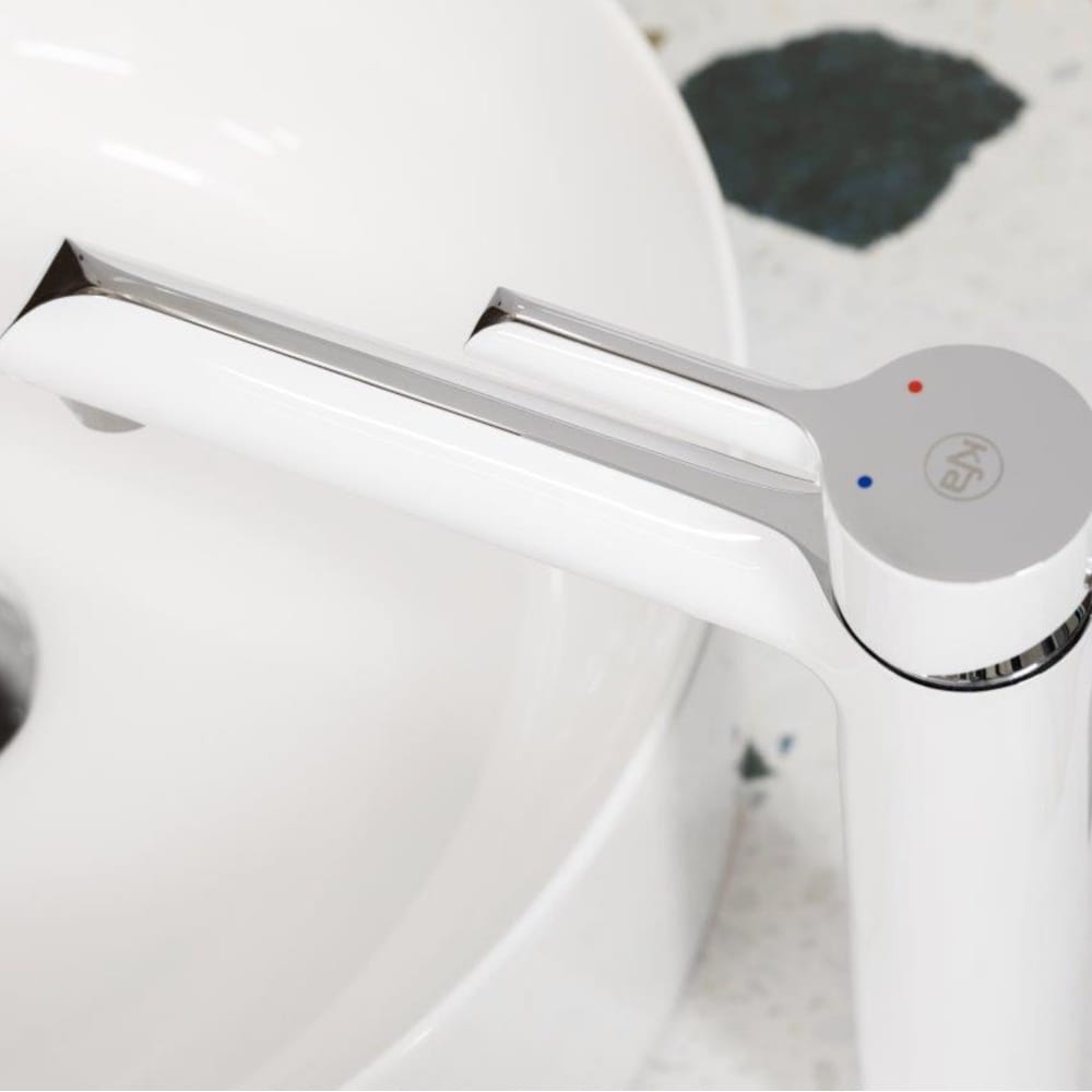 Смеситель для умывальника KFA Armatura Angelit White/Chrome 4722-612-40 цена 8557 грн - фотография 2