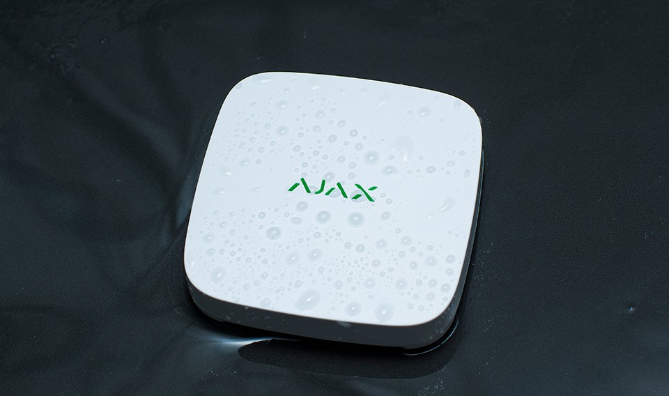 Ajax LeaksProtect White переваги